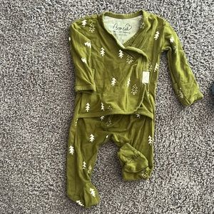 Bonsie Skin to skin pjs 0-3 months green